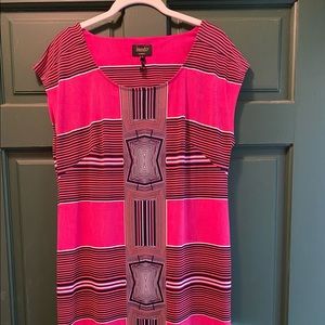 Laundry by Shelli Segal shift dress
